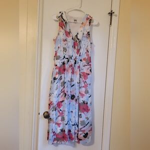 Anne Klein White Garment with Lion Emblem